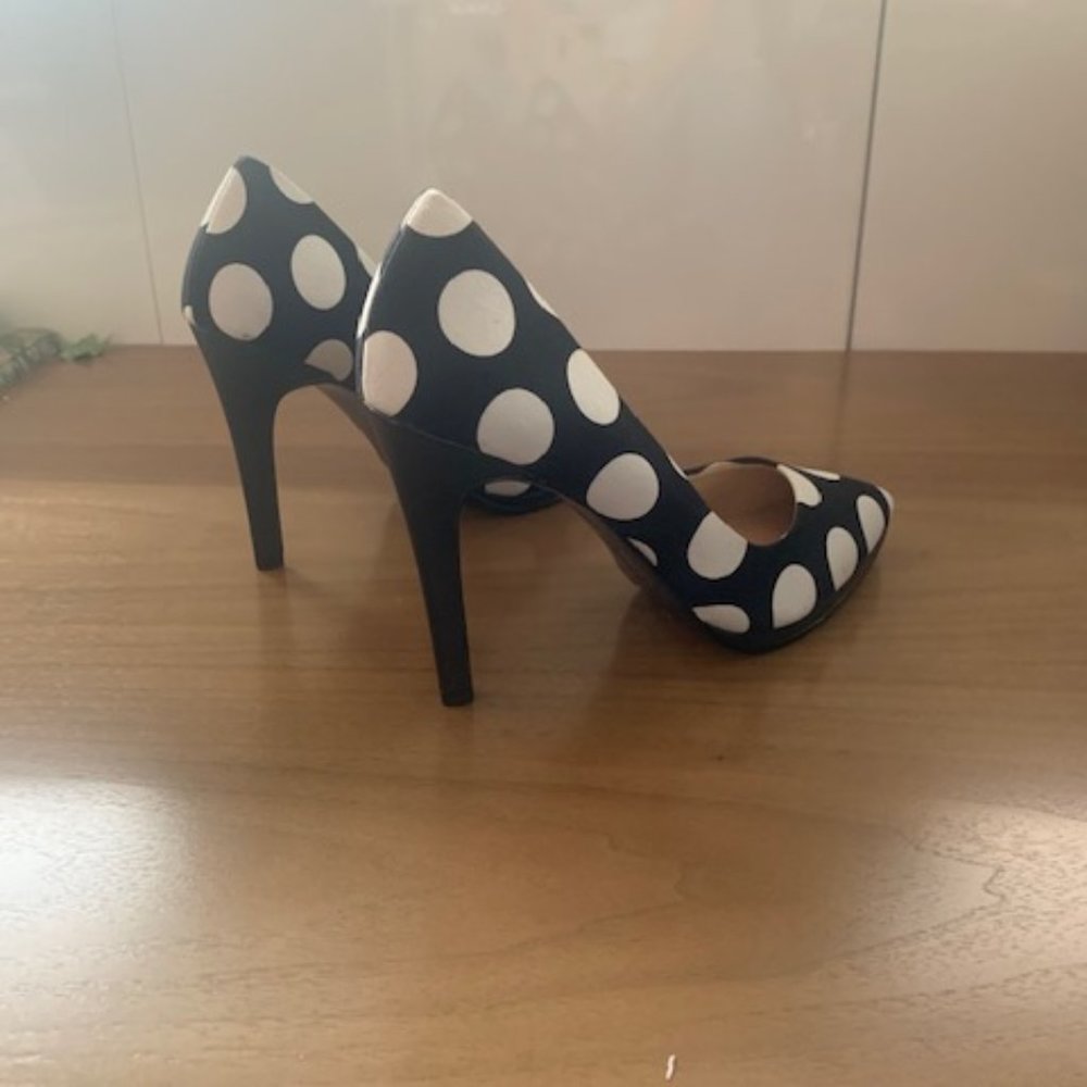 Charles David Pumps - image 1